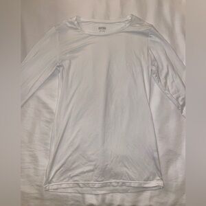 uniqlo heat tech long sleeve